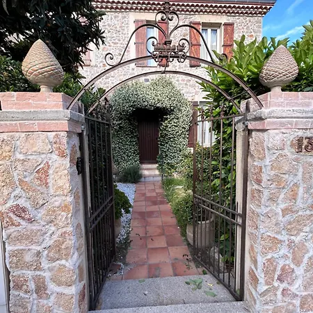 Studio A La Mer Dans Un Mas Provencal Cannes Esterno foto