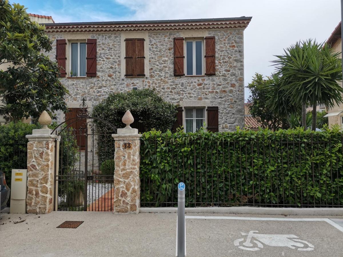 Appartement A La Dans Un Mas Provencal Cannes