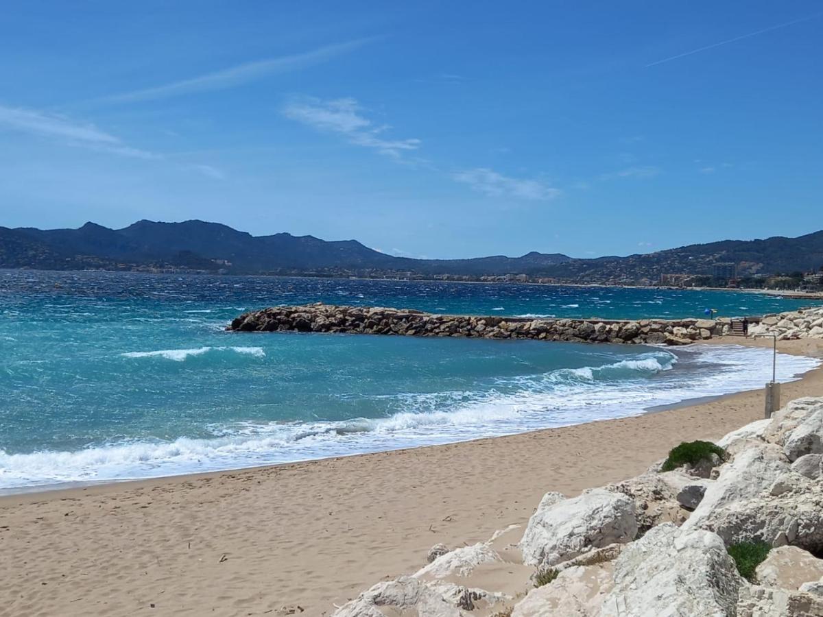 A La Dans Un Mas Provencal * Cannes