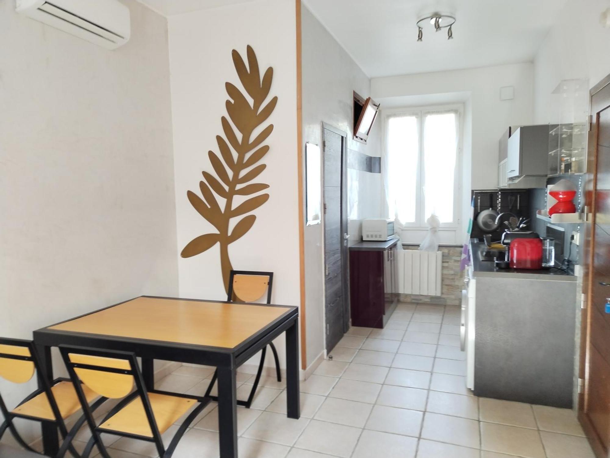 Appartement A La Dans Un Mas Provencal
